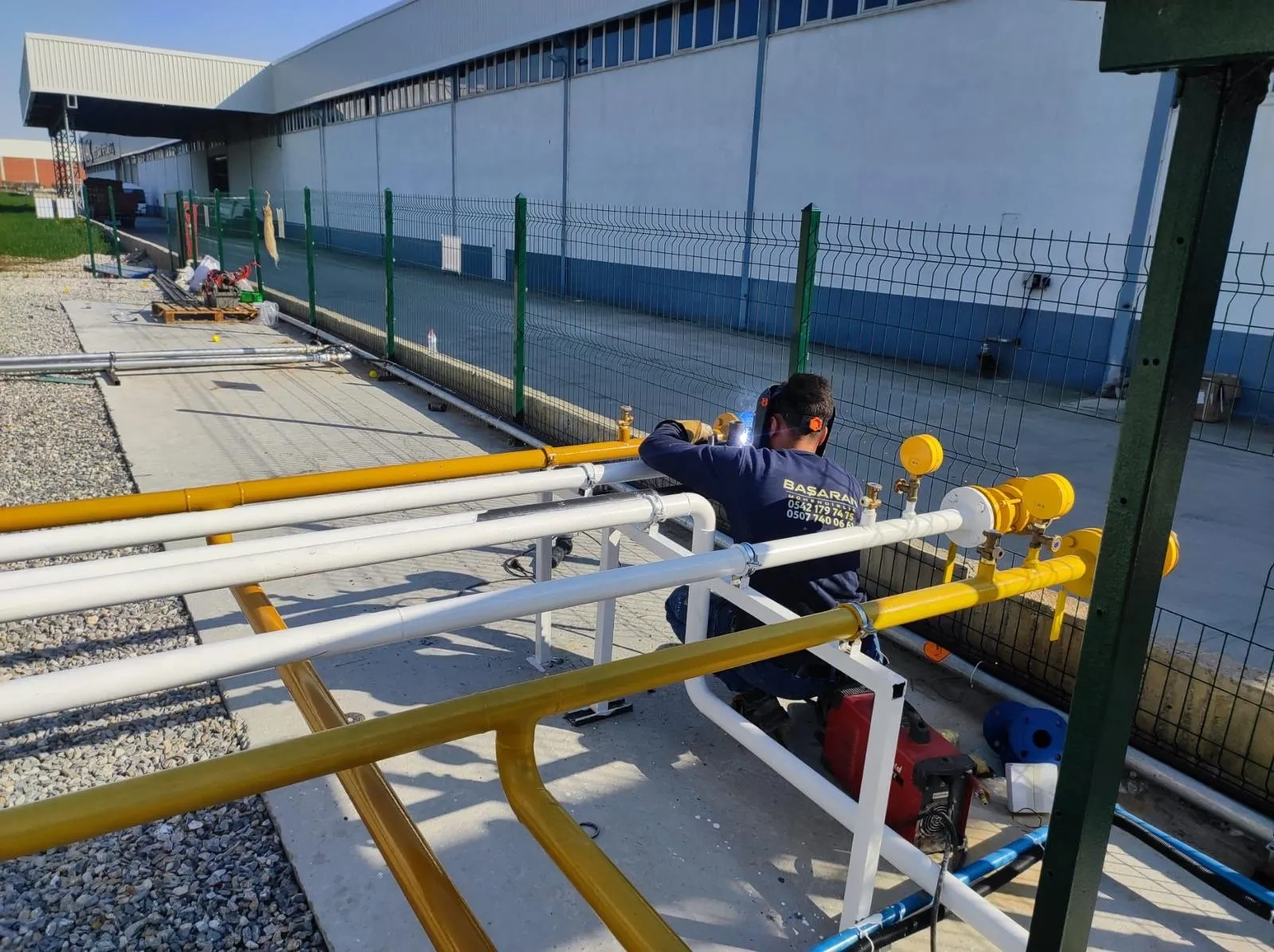 Doğalgaz ve basınçlı hava hatlarında kaynaklı montaj